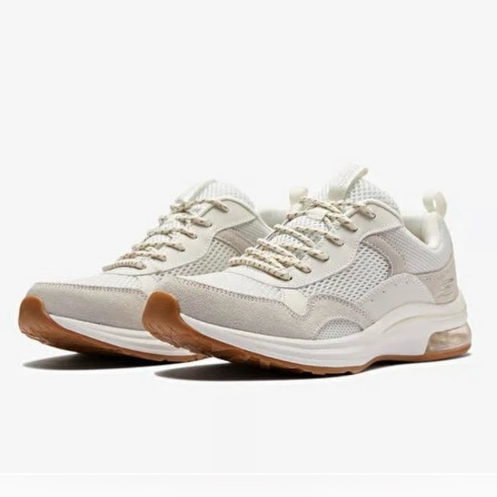 Skechers Bobs Pulse Air Sneakers Walking White/Tan. Women’s Size 8.